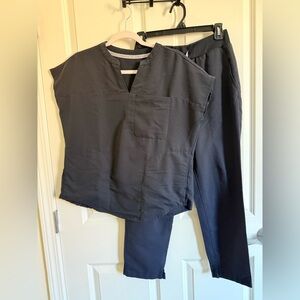 Scrubs set Fabletics Small